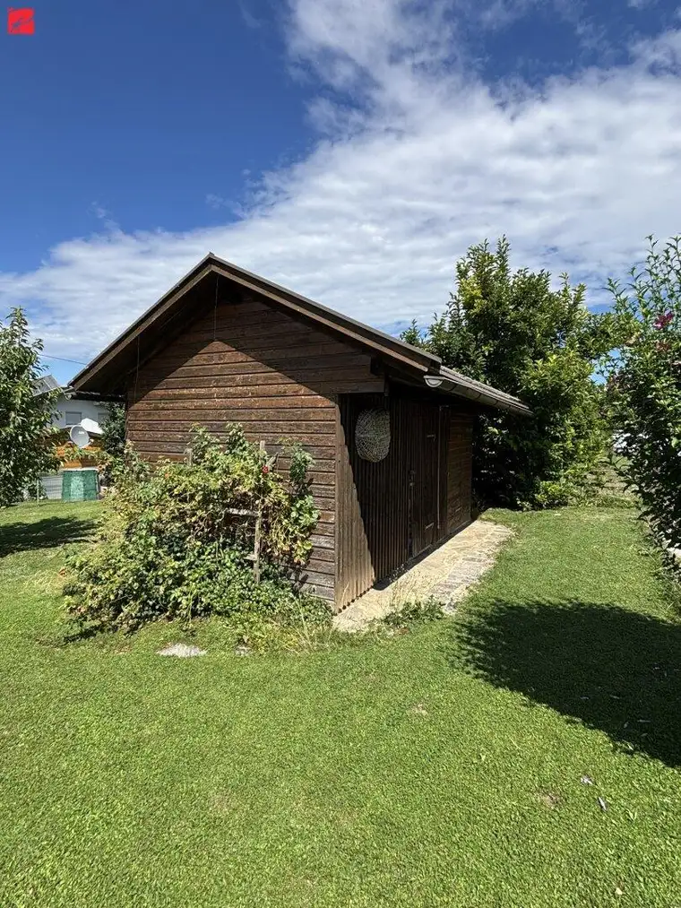 Wohnen, wo andere Urlaub machen – Doppelhaushälfte mit Südgarten