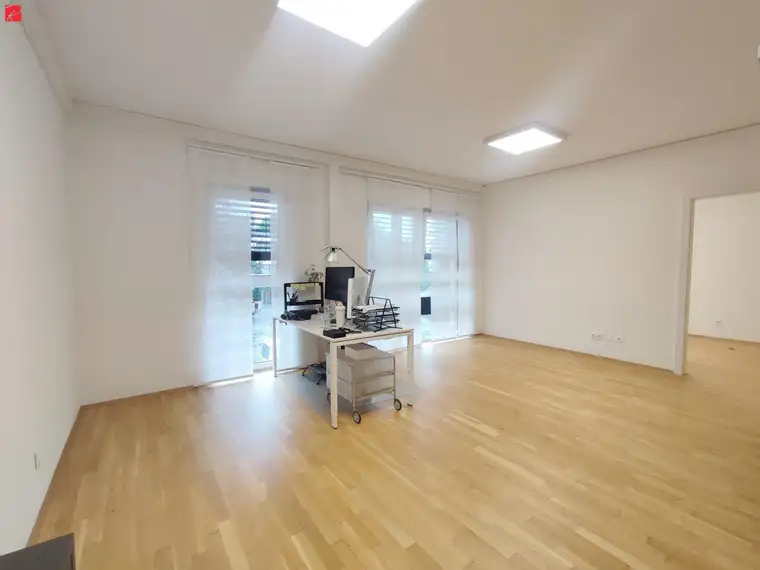 Schönes Büro oder Praxis zentral gelegen Bezirk Andritz!