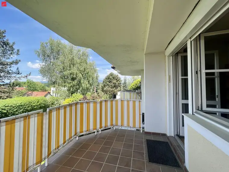 RUCKERLBERG: 2-Zimmer-Wohnung mit Balkon!