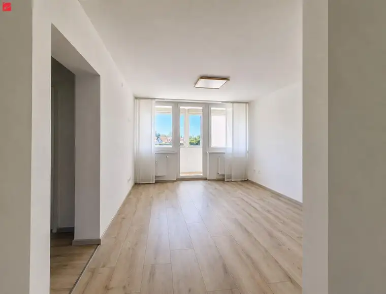Modernisiert mit zwei sonnigen Loggien