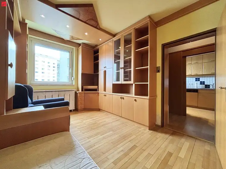 PREIS-HIT: 2000 EUR/m2 mit Ausblick