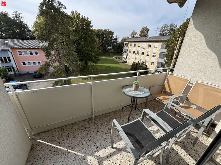 Stilvoller Familientraum mit sonnigem Balkon