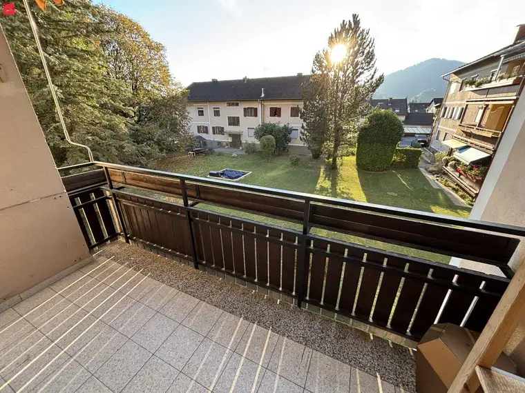 Großzügige Wohnoase mit Grünblick