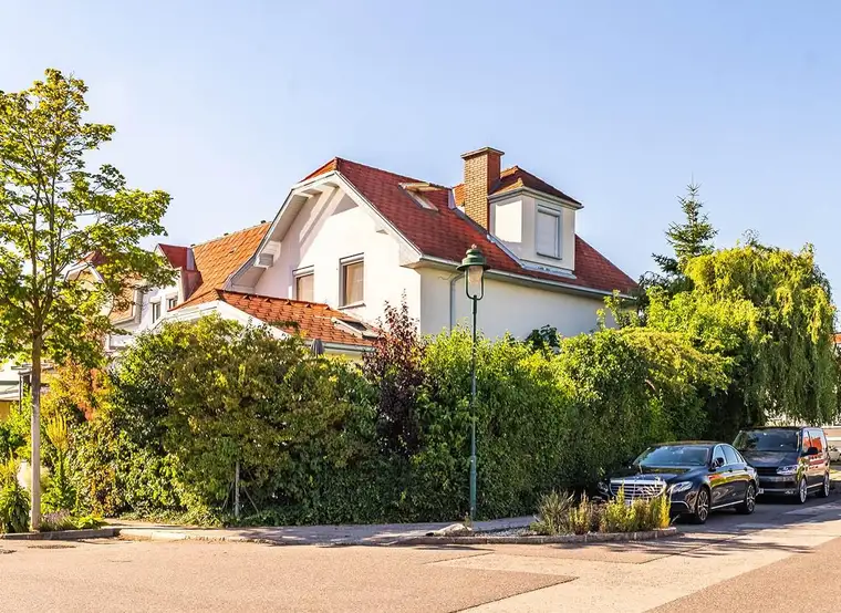 Familientraum: Stilvolles Einfamilienhaus im wunderschönen Laxenburg