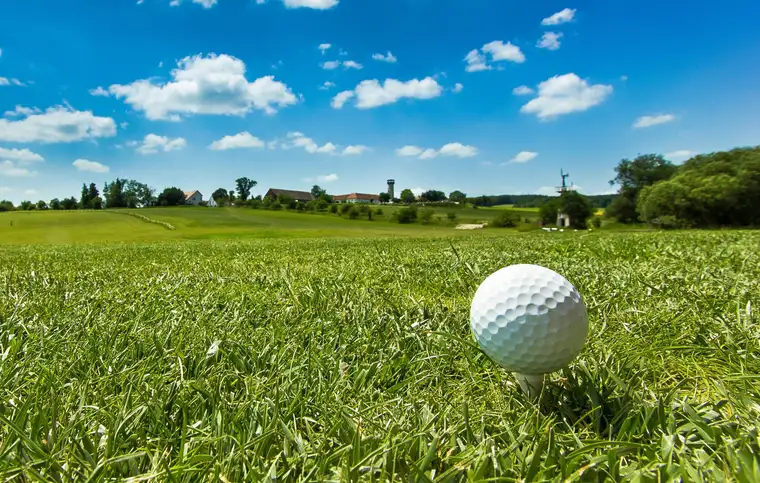 Golferlebnis der Extraklasse: Charmanter 9-Loch Golfplatz in traumhafter Lage