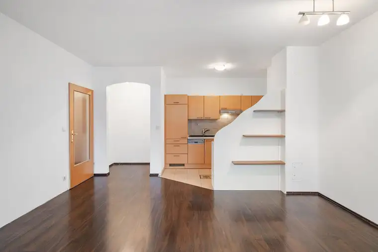 Attraktive 3-Zimmer-Wohnung mit Freiflächen, Lift und Tiefgarage