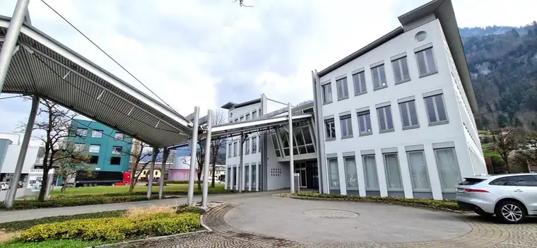 Networking Chance: Lichtdurchflutete Bürofläche mit ca. 60 m² in Hohenems!