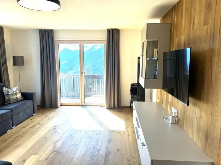 Wir geben Ihren Ferien ein Zuhause! Ferienwohnung am Sonnenhang Bartholomäberg!