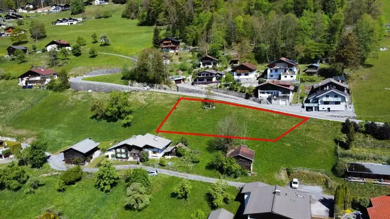 Sonniges Grundstück mit ca. 899 m² am Fuße des Bartholomäbergs!
