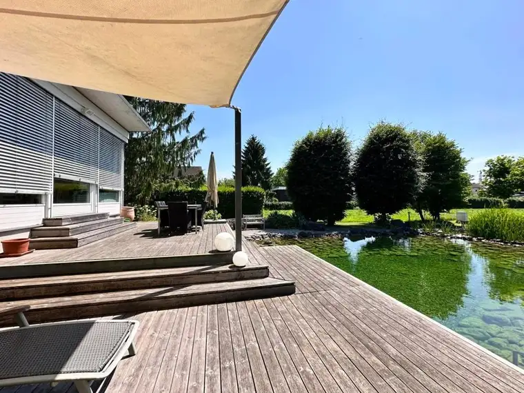 Sommerparadies in Hard – Haus mit Schwimmteich und großem Grundstück!