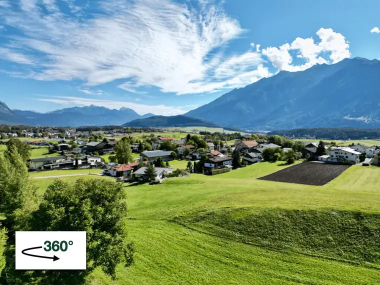 Wohnhaus in erhöhter Lage mit Ausblick und Entwicklungspotenzial