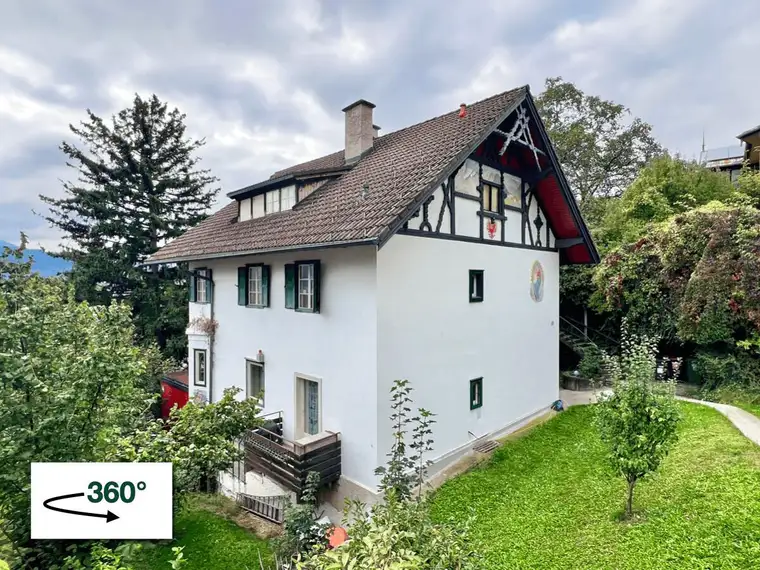 4-Zimmer-Wohnung mit Altbau-Flair und Gestaltungspotenzial in Mühlau