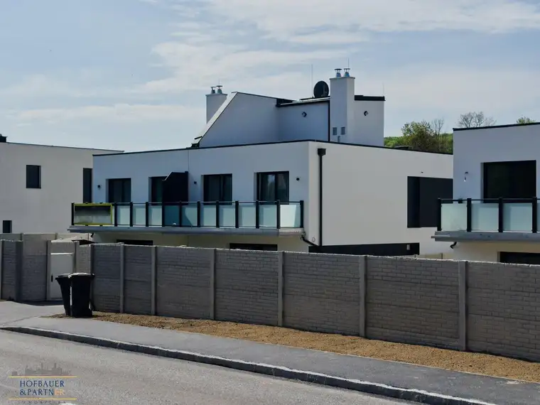 Moderne Doppelhaushälfte mit hochwertiger Ausstattung in Gablitz – Erstbezug 2024