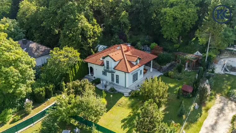 Ihr Zuhause der Ruhe – mit traumhafter Natur und gleichzeitig toller, schneller Anbindung.