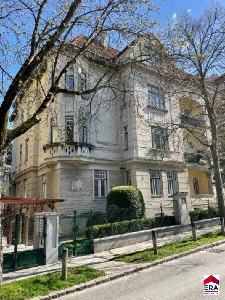 Juwel in 1160 Wien: Erstbezug nach Generalsanierung, 2 Zimmer, 82.82m² &amp; Loggia für 549.500€!