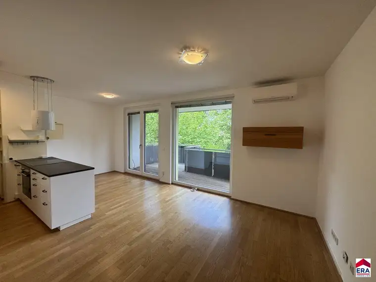 Traumhafte Terrassenwohnung in Tulln: 3 Zimmer, Balkon &amp; Loggia für 1.350 € im Monat!!