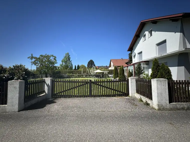 Platz für drei Familien in idyllischer Lage Kirchberg-Thening!