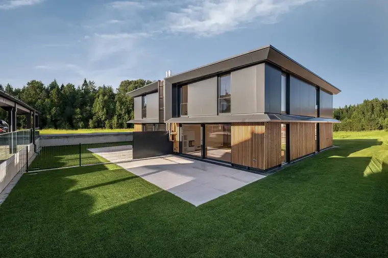 „DAS PERFEKTE HAUS“ in traumhafter Lage – Qualität und Komfort auf höchstem Niveau