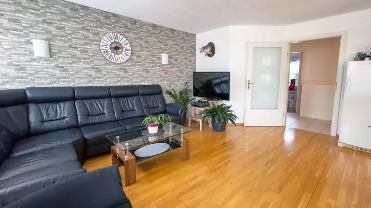 Exklusive Penthouse-Wohnung mit Seeblick in Bodensdorf am Ossiacher See