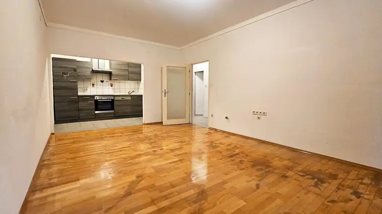 2-Zimmer-Eigentumswohnung mit Loggia nahe Universitätsklinikum in St. Pölten