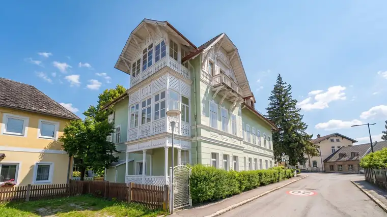 Herrschaftliche Traumvilla im „Goldenen Ring" um Wien – Pressbaum im Wienerwald