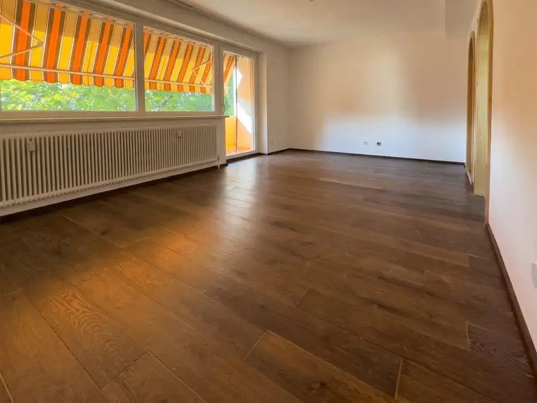 Sofort beziehbar – Großzügige 3-Zimmer-Wohnung mit Balkon und Parkplatz in Maria Enzersdorf