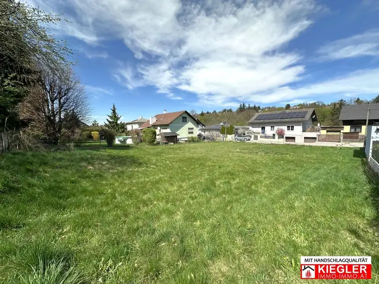 +++TRAUMHAFTER BAUGRUND+++ 842 m² ebenes Bauland, sonnige ruhige Siedlungslage, beste Anbindung, kein Bauzwang!