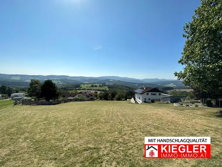 EICHGRABEN/ GÖTZWIESEN: TRAUMHAFTER 2544M² BAUGRUND, SÜDHANGLAGE, UNVERBAUBARER PANORAMABLICK - KEINE BAUVERPFLICHTUNG