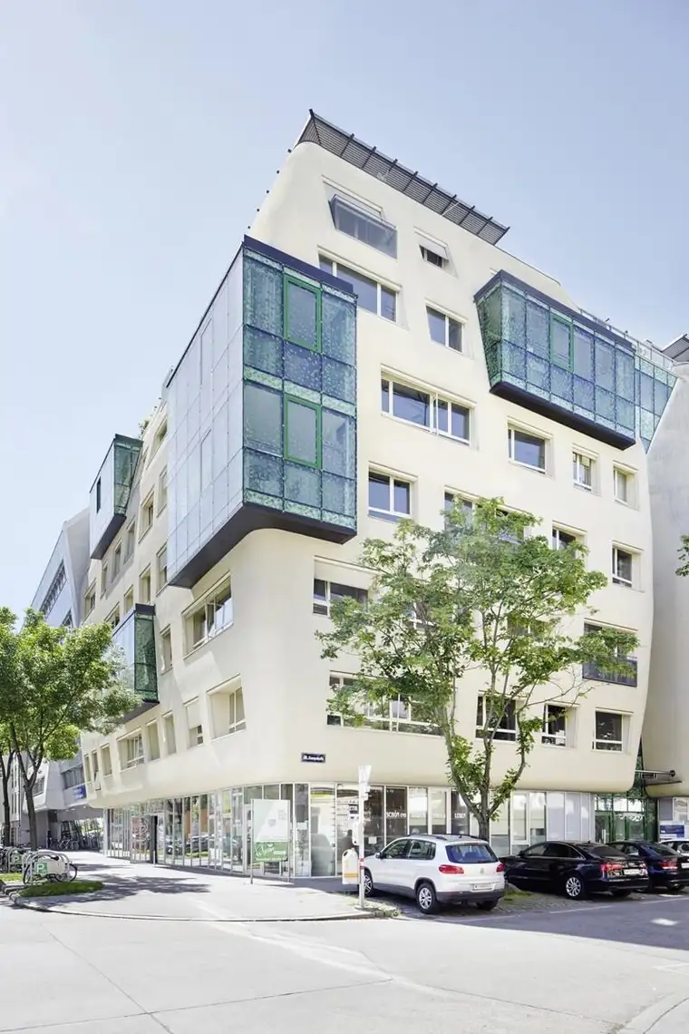 Moderne Büroflächen in verkehrsgünstiger Lage