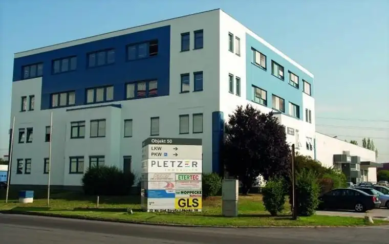 Betriebsobjekt mit sehr guter Verkehrsanbindung