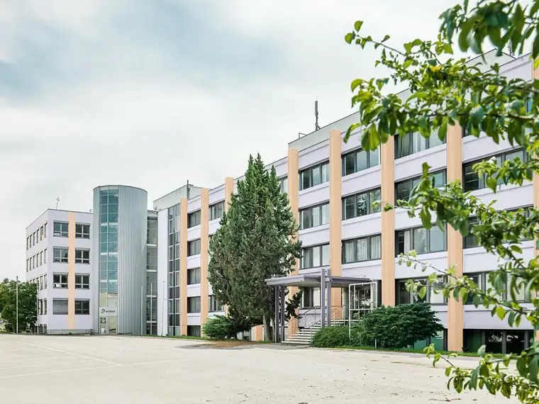 Gregor Schimel, EHL Gewerbeimmobilien GmbH