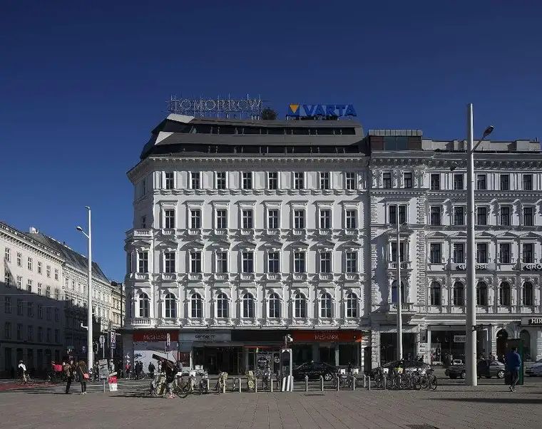 Erstbezug: Top saniertes Büro an der Grenze zum 1. Bezirk im "Varta Haus"