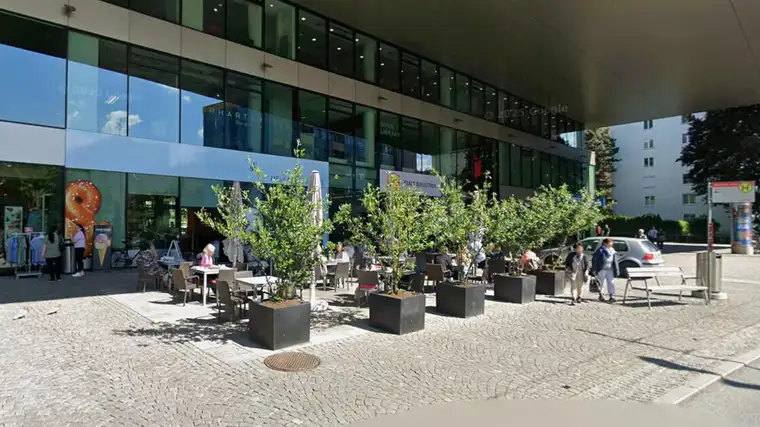 Einzigartige (Café-)Gewerbefläche in Frequenzlage!