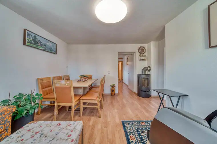 Wohnoase in Mutters: Großzügiges Mehrfamilienhaus mit 3 charmanten Wohnungen – Ideal für Großfamilien!
