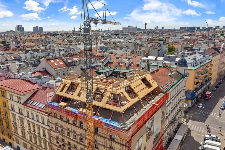 Ausblick über ganz Wien mit privatem Lift und Dachterrasse im Herzen des 3. Bezirks