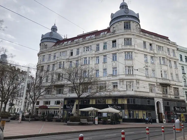 Mag. Pamela Zoidl, WIENER IMMOBILIEN Real Estate, WI-RE Immobilienmakler