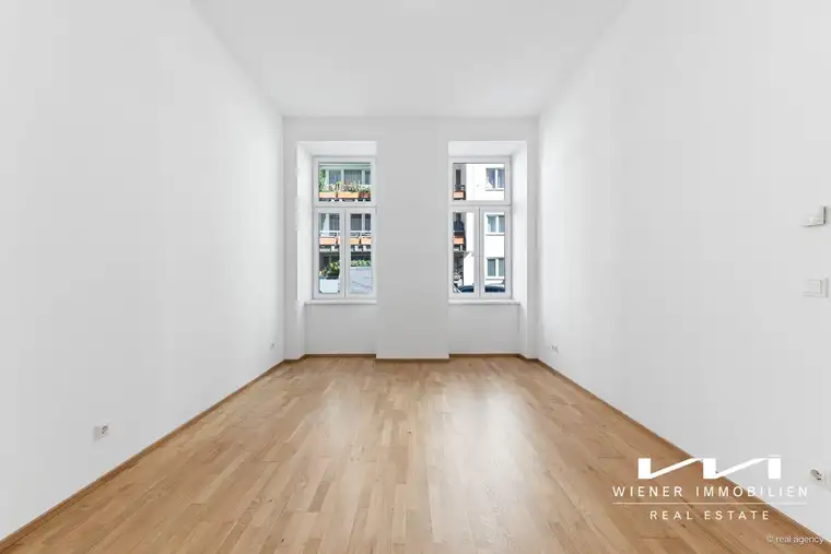 Vermietete 2 Zimmer Altbauwohnung im 4.OG