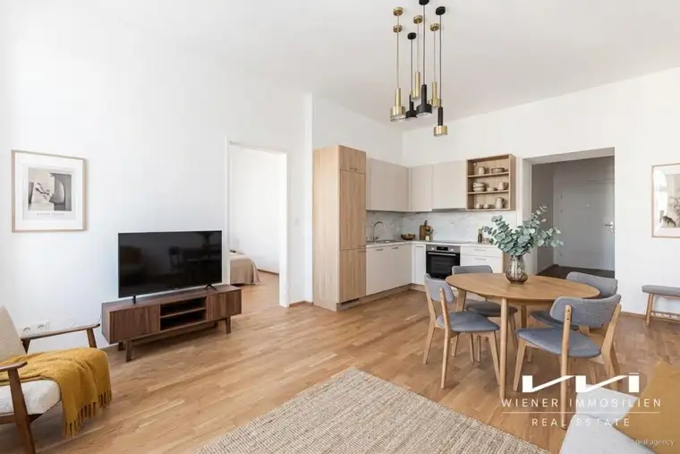 Perfekt geschnittene 2 Zimmer Altbauwohnung im 4.OG