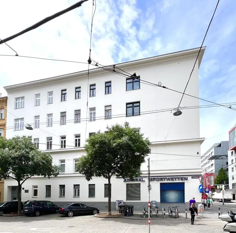 3-Zimmer Altbauwohnung mit Potenzial: 1. OG, 84m² für 375.000 €