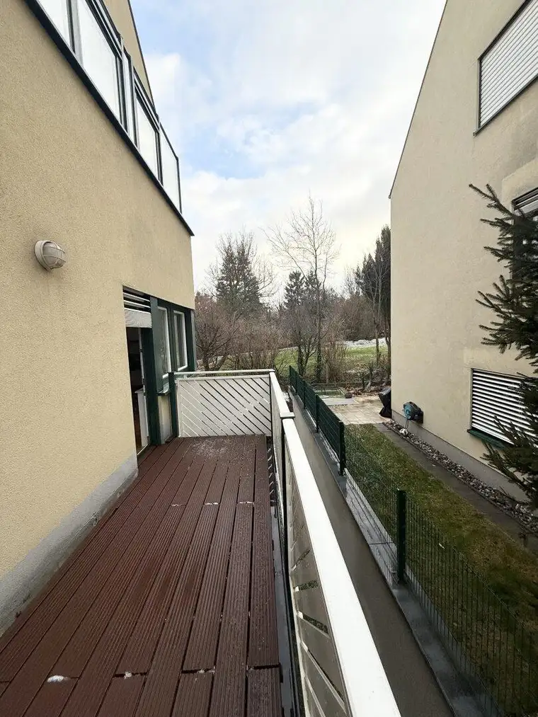 Helle, sonnige 3 Zimmer Wohnung mit Balkon und Terrasse in Grünlage Ober St.Veits 1130 zu mieten!