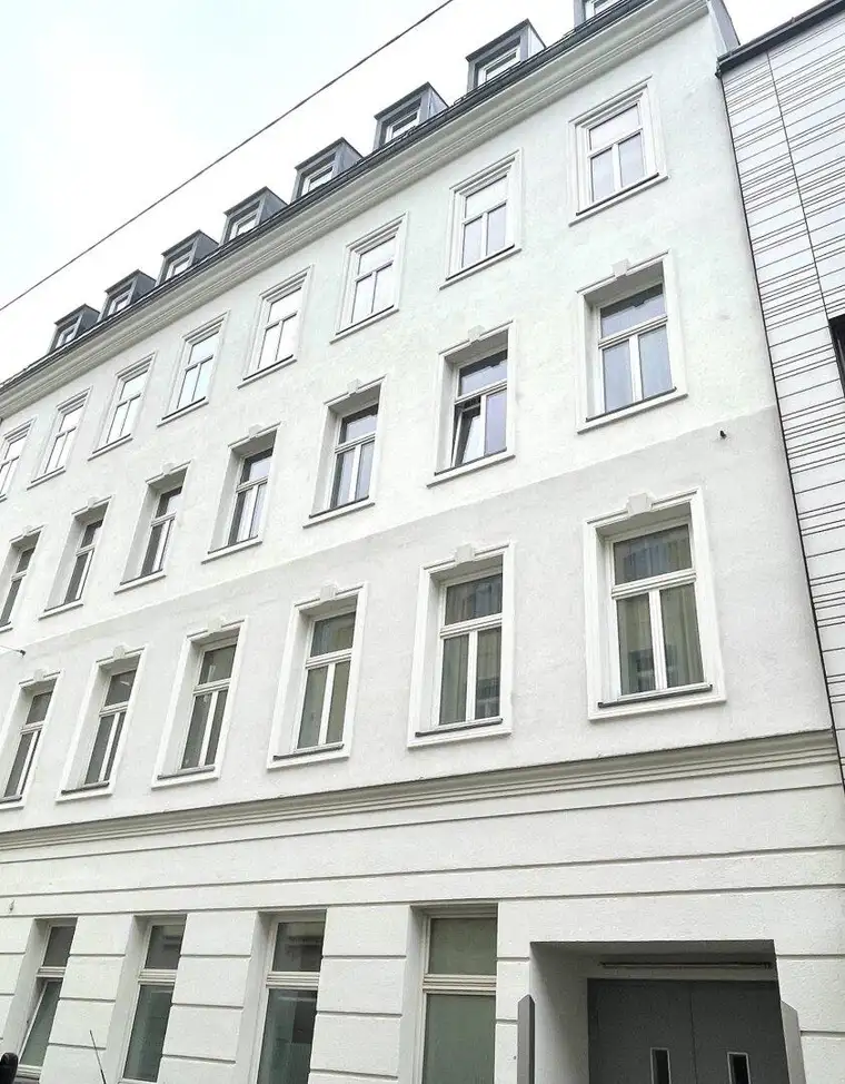 2-Zimmer-Wohnung, Altbau 67,63 m² mit Einbauküche in 1180 Wien zu mieten