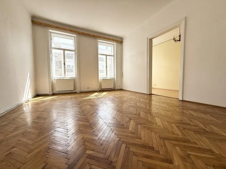 helle 3 Zimmer bei Naschmarkt! WG geeignet