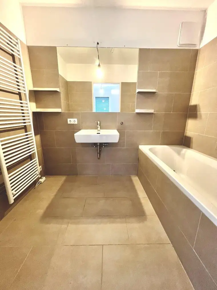 Schöne 49m² Wohnung, 2-Zimmer mit Loggia &amp; großer Terrasse in Purkersdorf zu mieten!