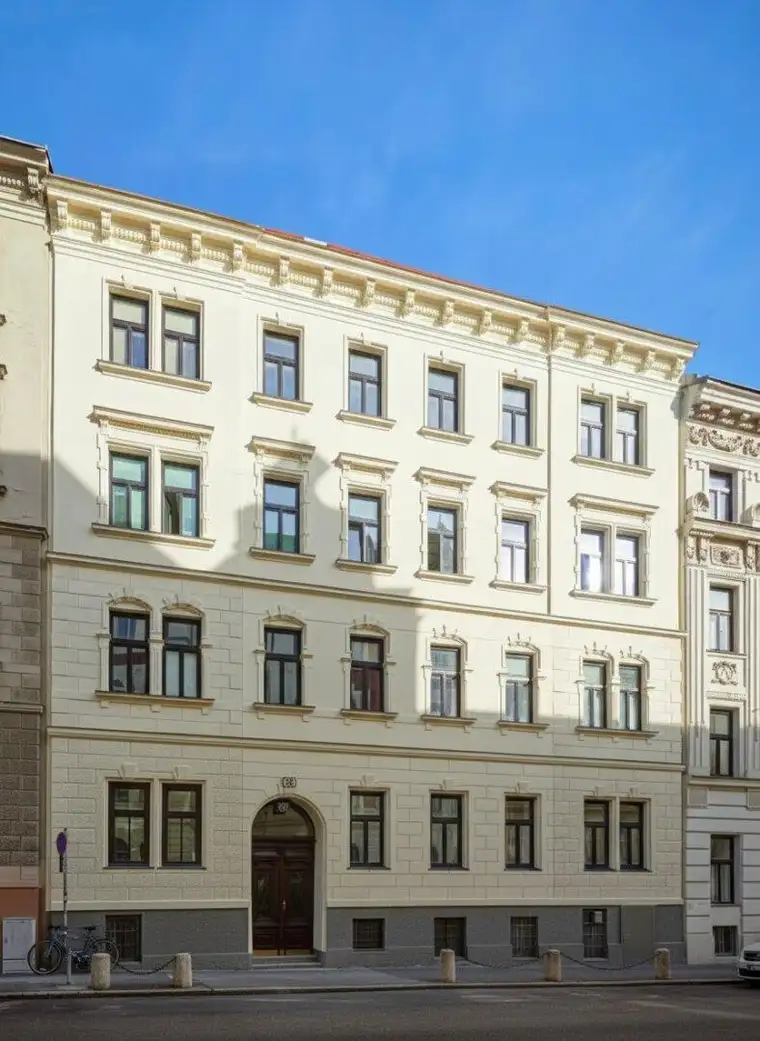 Stilvolle und geräumige 3-4 Zimmer-Altbauwohnung mit Balkon, nahe Währinger Straße