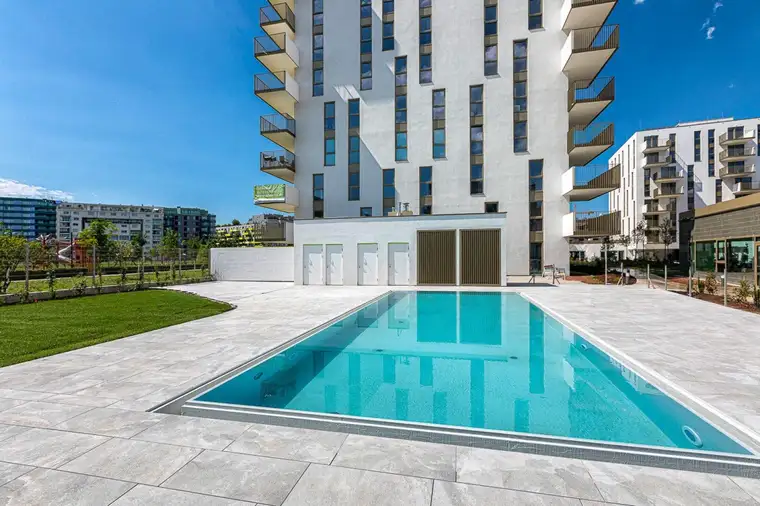 * Gym &amp; Pool inklusive * modernes Singlestudio mit Balkon im Sonnwendviertel * ADELE*