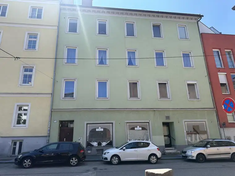 Stadthaus im Zentrum von Linz!