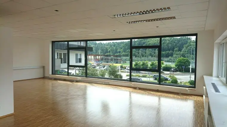 Modern ausgestattetes Großraumbüro im Zentrum von Hart/Graz