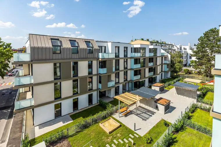 1-Zimmer Dachgeschosswohnung mit Terrasse im Felmayerpark (Termin auf Anfrage)