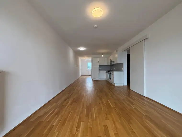 Online-Terminbuchung: 3-Zimmer Wohnung mit Balkon Nahe U1 Station - Altes Landgut