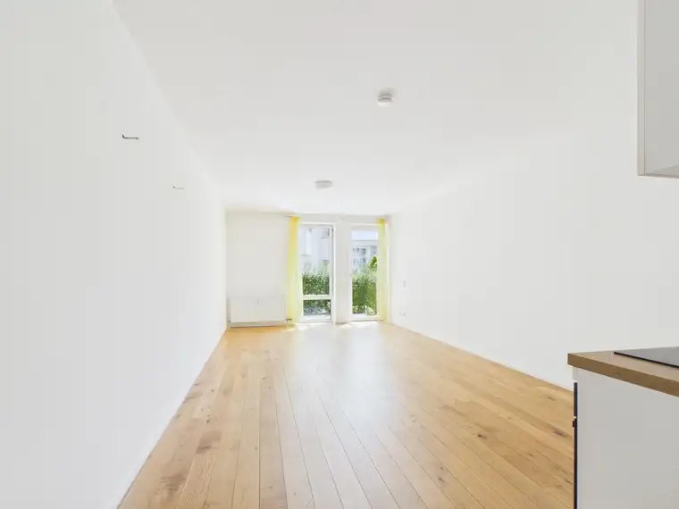 Next Stop: Linz City – Wohnen mit Urban Feeling | 1 Zimmer- Apartment | 11m² Eigengarten | Termin online buchbar &amp; Dein erstes Monat mietfrei